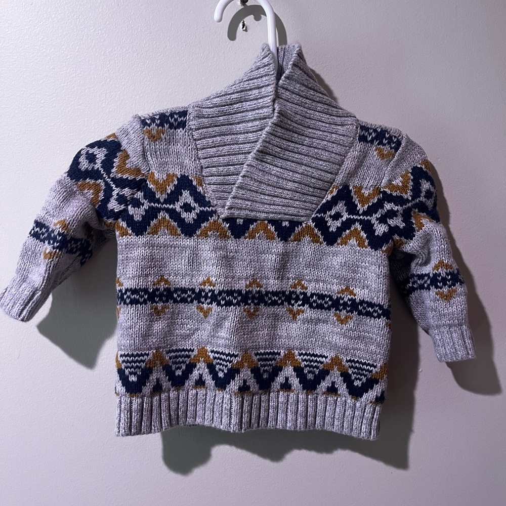 Old navy Gray Shawl Collar Knit Sweater with Navy & Mustard Pattern